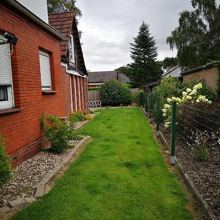 아파트 Ferienwohnung Auszeit Hage