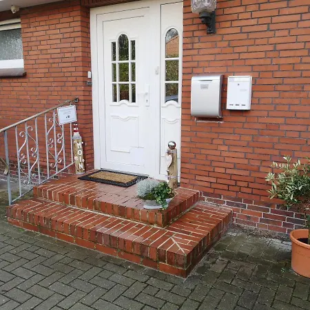 Ferienwohnung Auszeit 아파트 Hage